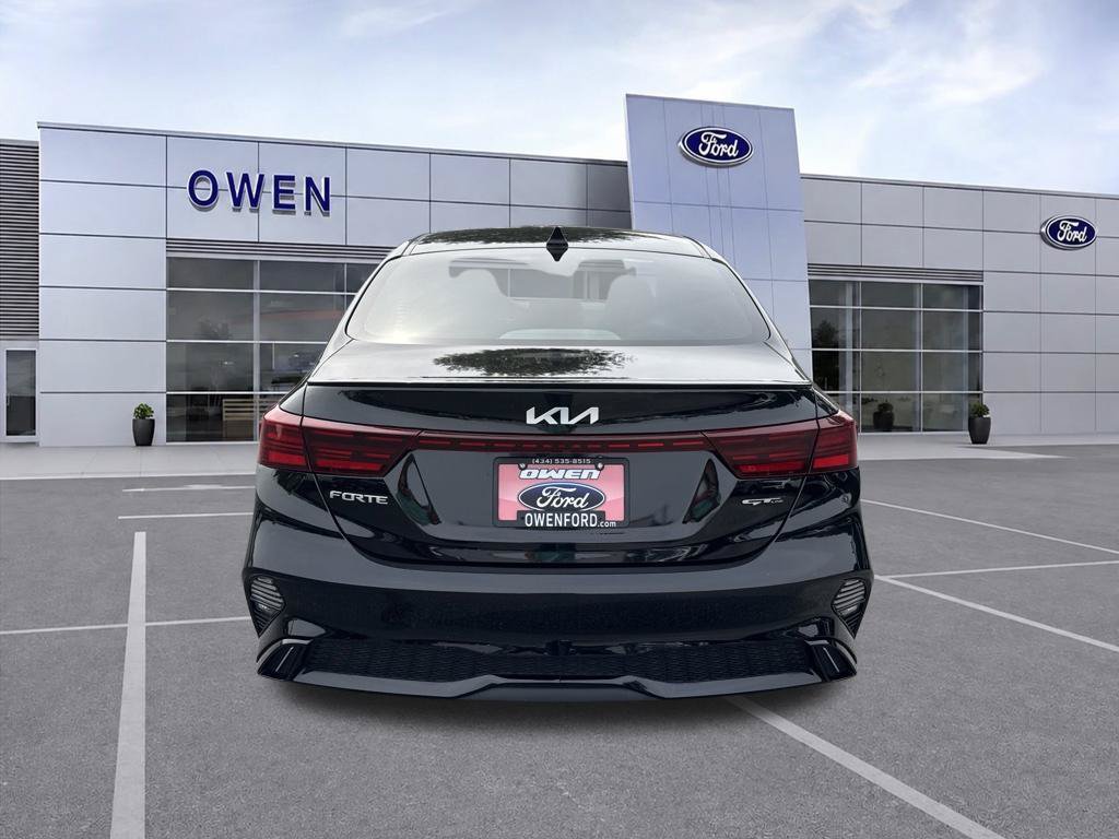 Used 2023 Kia Forte GT-Line w/ GT-Line Technology Package FWD image 5