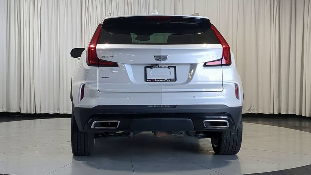 Used 2024 Cadillac XT4 Premium Luxury AWD/4WD image 7