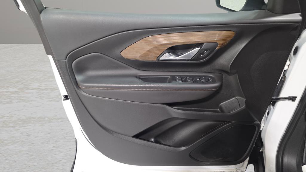 Used 2020 GMC Terrain SLE image 9