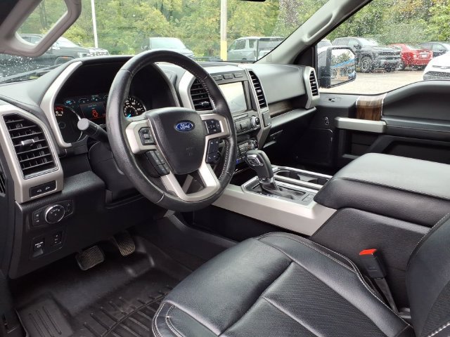 Used 2019 Ford F150 Lariat w/ Equipment Group 502A Luxury AWD/4WD image 3