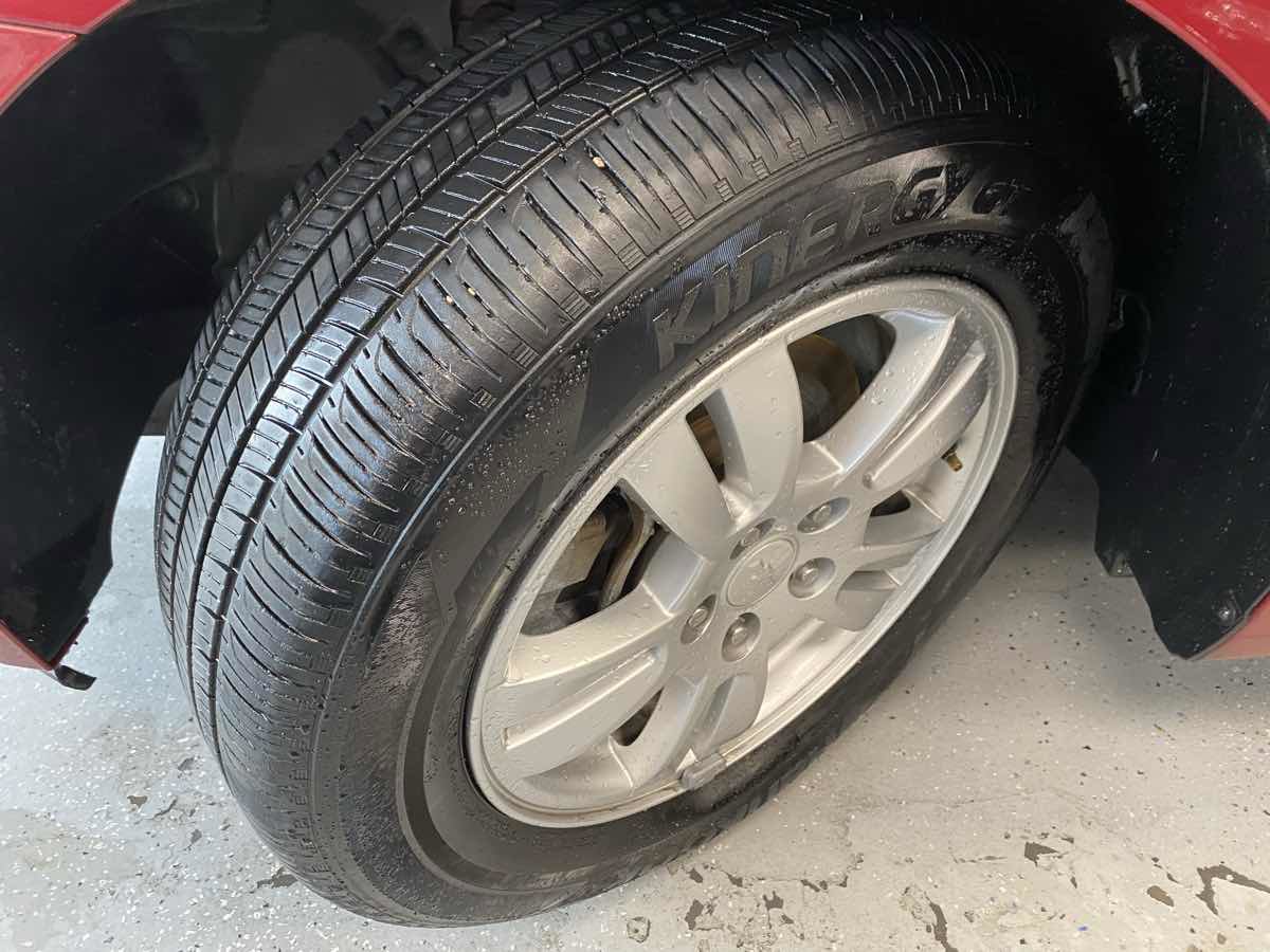 Used 2013 Chevrolet Sonic LT image 25