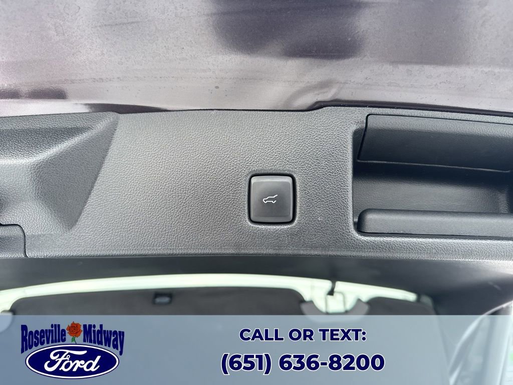 Used 2023 Ford Escape Platinum w/ Premium Technology Package image 42