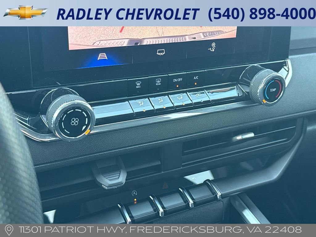 Certified 2025 Chevrolet Colorado W/T w/ Advanced Trailering Package AWD/4WD image 19
