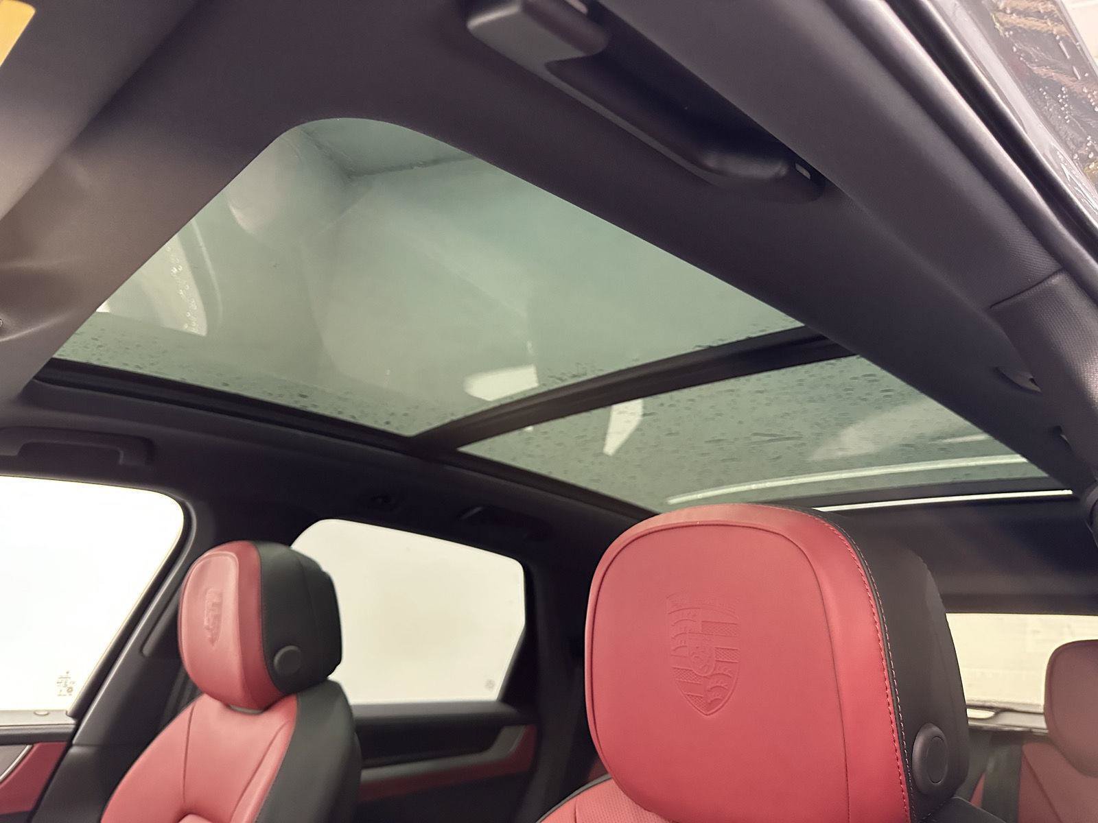 New 2026 Porsche Cayenne Coupe AWD/4WD image 20