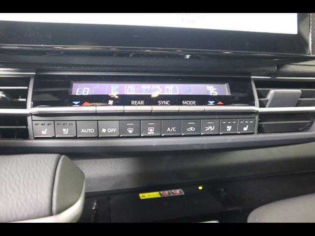 Used 2025 Toyota Sienna Limited AWD/4WD image 48