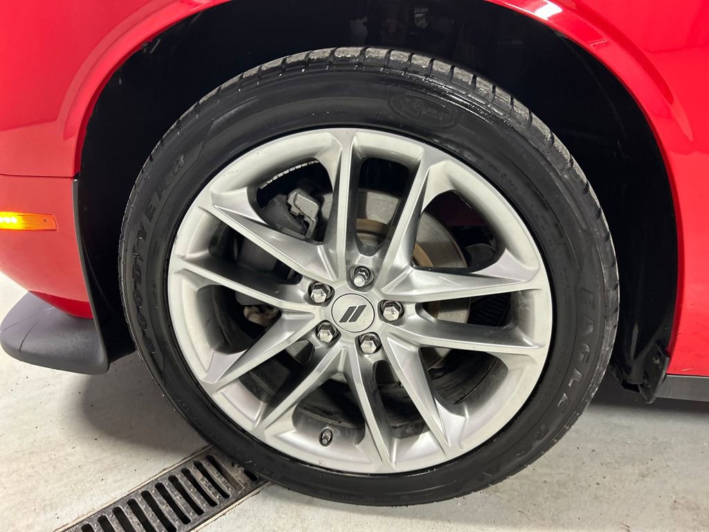 Used 2021 Dodge Challenger GT w/ Plus Package image 9