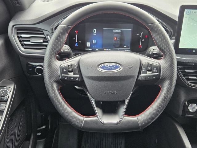 Used 2025 Ford Escape ST-Line w/ Tech Pack #1 FWD image 19