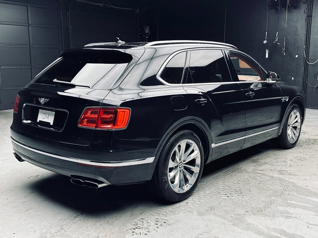 Used 2019 Bentley Bentayga AWD/4WD image 6