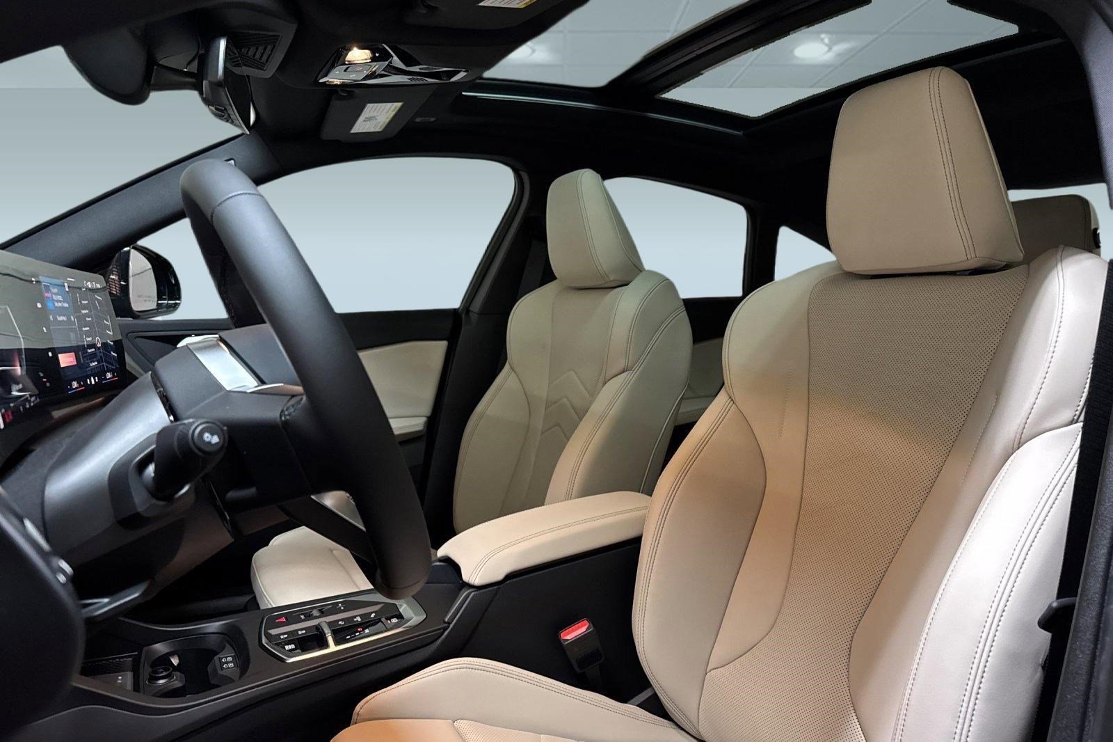 Used 2026 BMW 228i w/ Premium Package FWD image 5