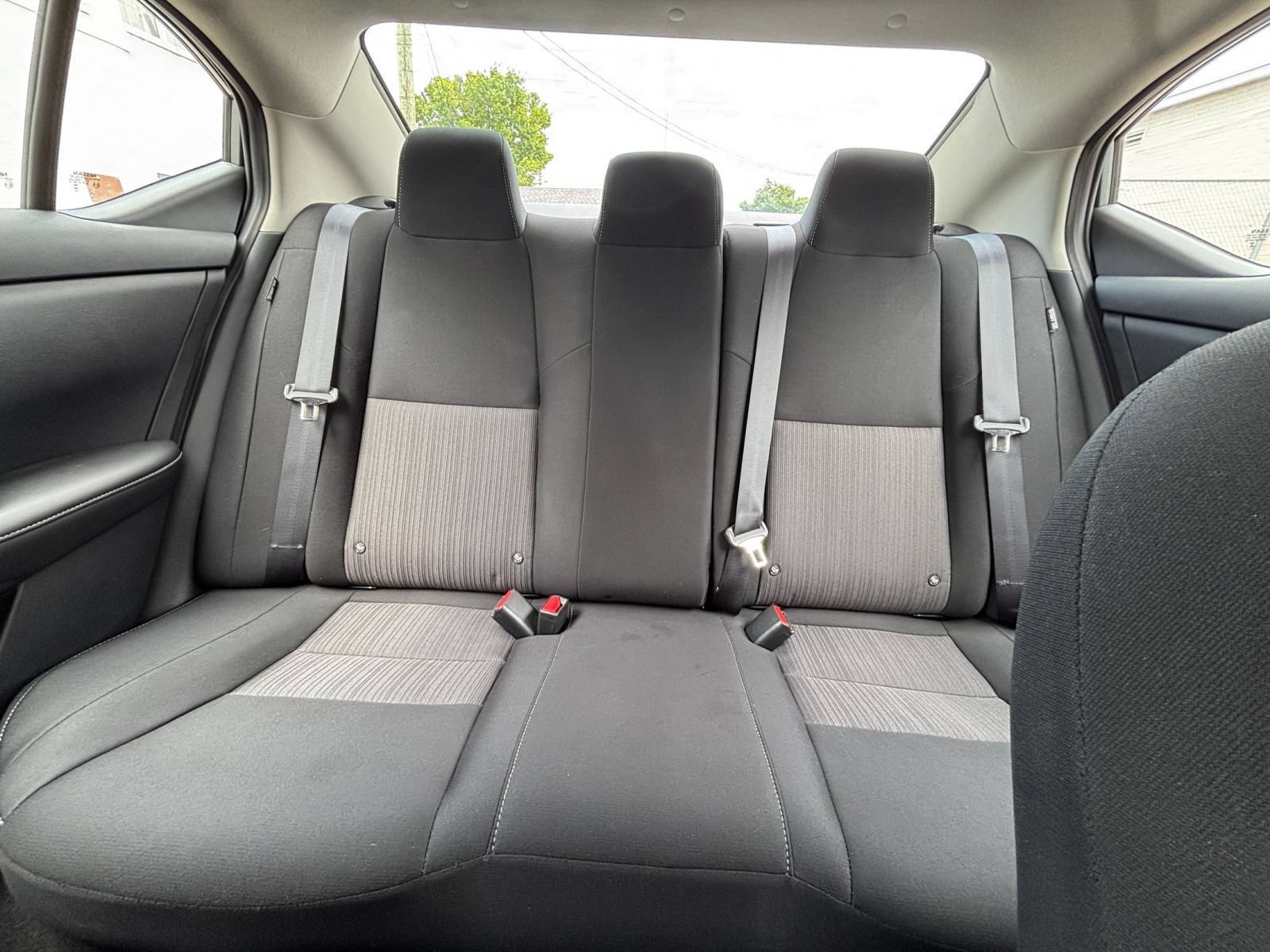 Used 2025 Nissan Sentra SV FWD image 37