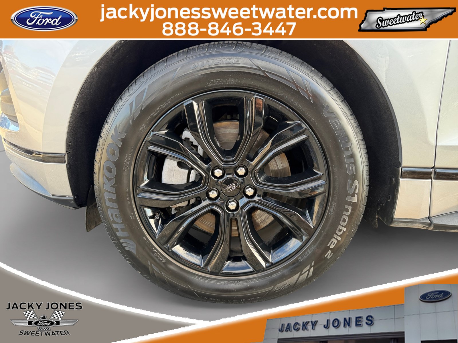 Certified 2024 Ford Edge SE w/ Black Appearance Package AWD/4WD image 9
