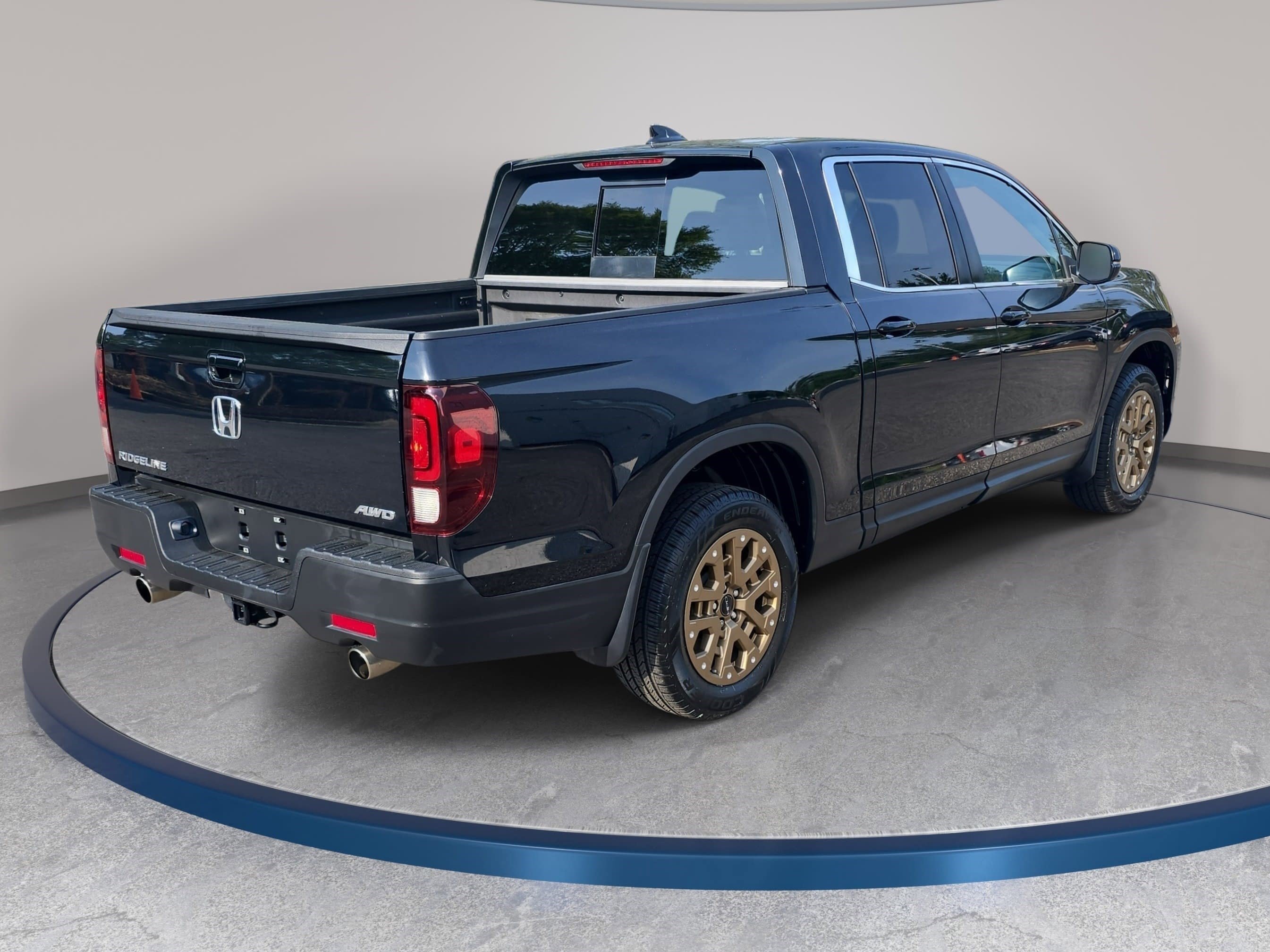 Used 2023 Honda Ridgeline RTL image 5