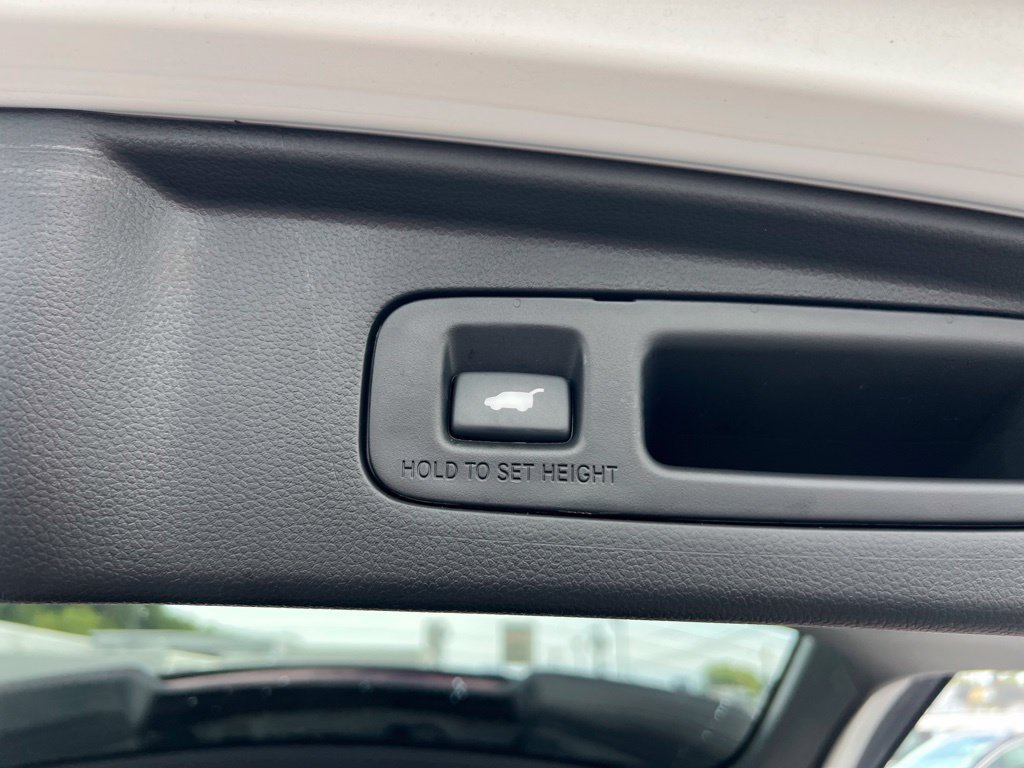 Certified 2025 Honda CR-V Sport Touring image 25