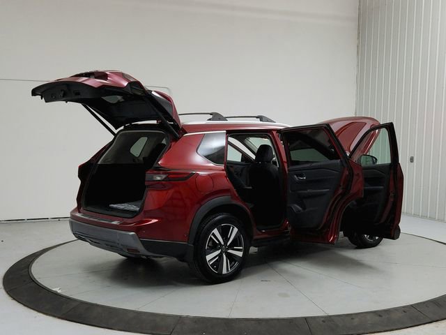 Used 2024 Nissan Rogue SL w/ SL Premium Package FWD image 15
