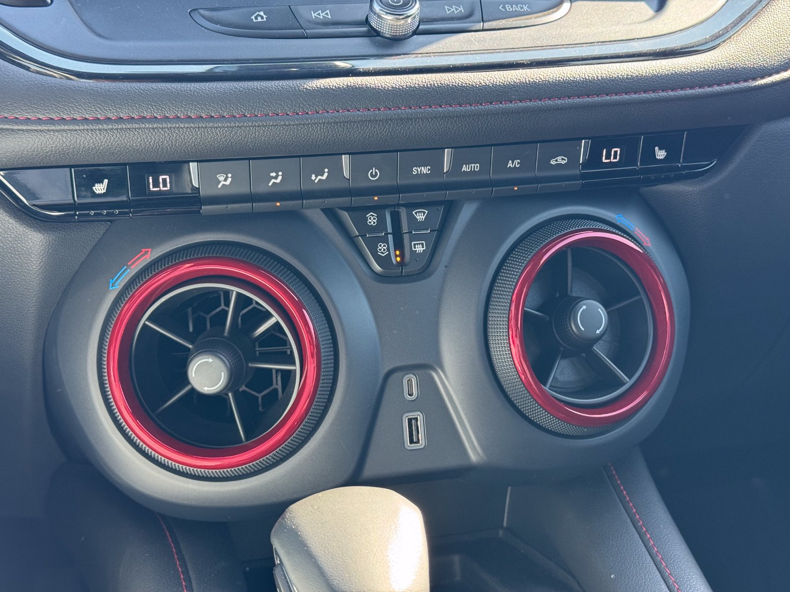 Used 2023 Chevrolet Blazer RS FWD image 25