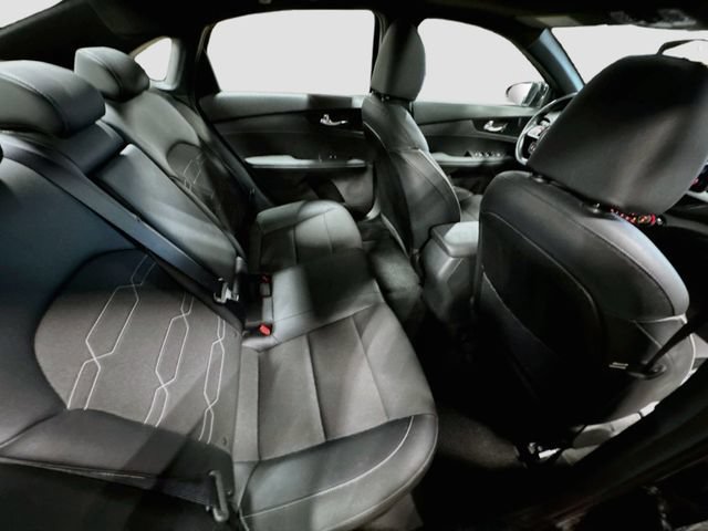 Used 2023 Kia Forte GT-Line w/ GT-Line Premium Package FWD image 27