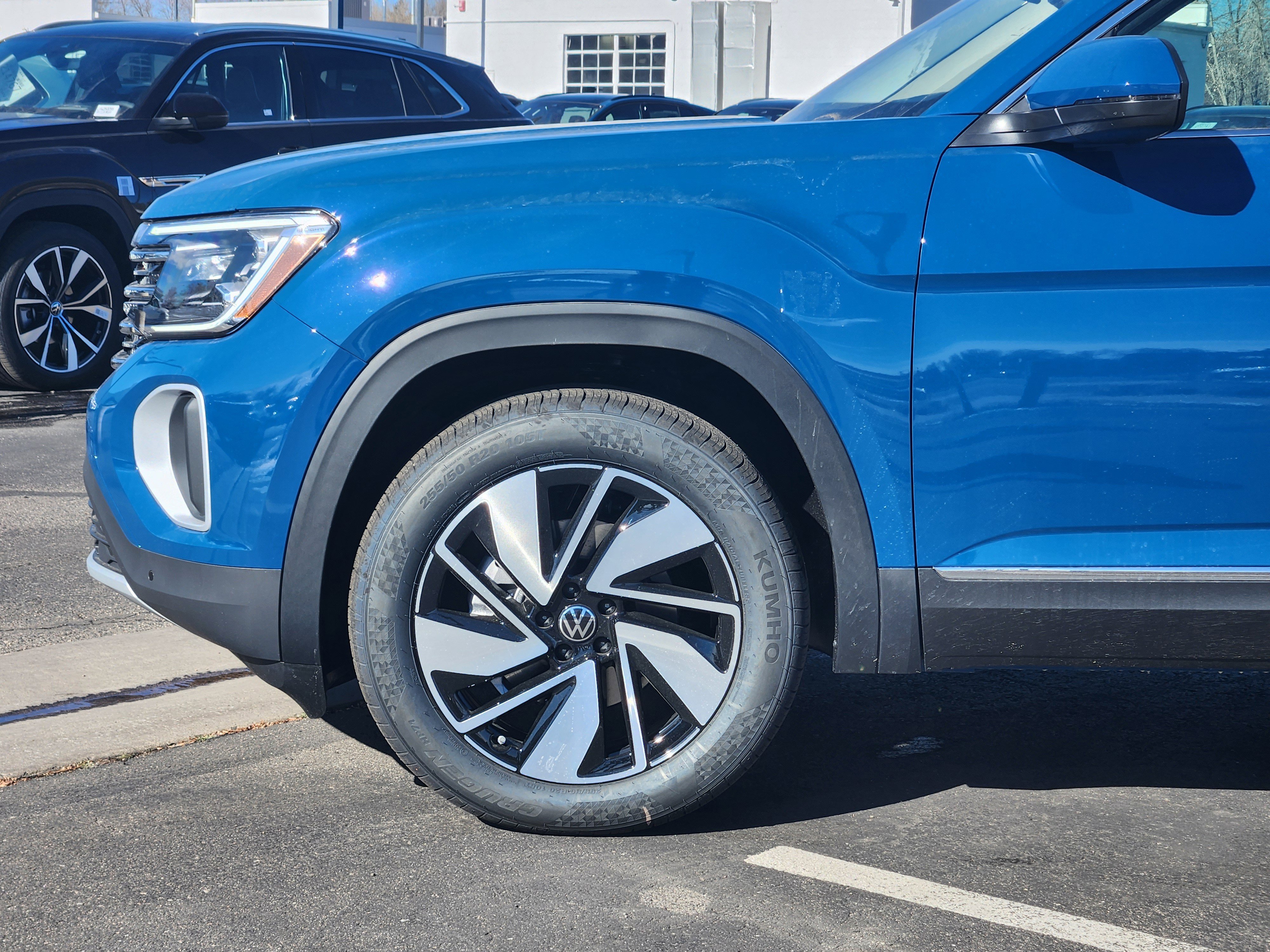 New 2026 Volkswagen Atlas SEL image 3