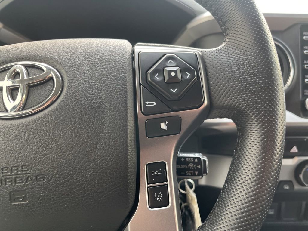 Used 2021 Toyota Tacoma SR5 w/ Trail Edition image 21