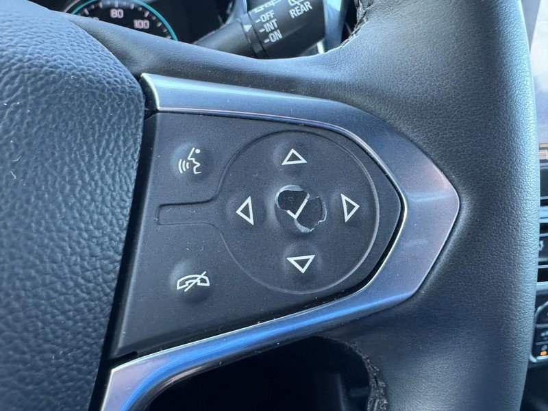 Used 2023 Chevrolet Traverse LT image 18
