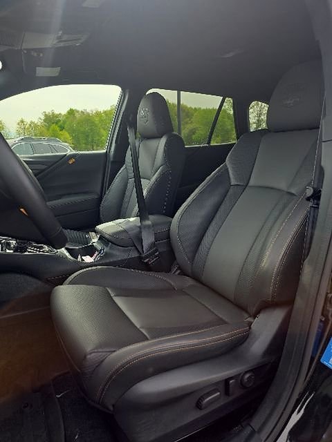 Certified 2025 Subaru Outback Wilderness AWD/4WD image 9