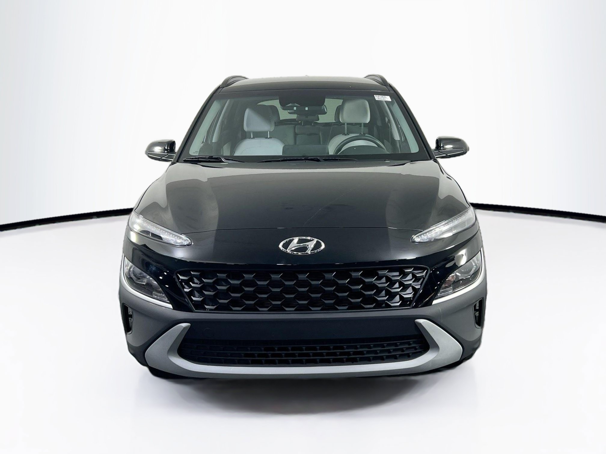Used 2023 Hyundai Kona SEL w/ Cargo Package AWD/4WD image 2