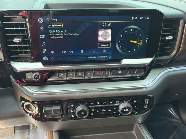 Used 2023 Chevrolet Silverado 1500 High Country w/ Technology Package RWD image 29