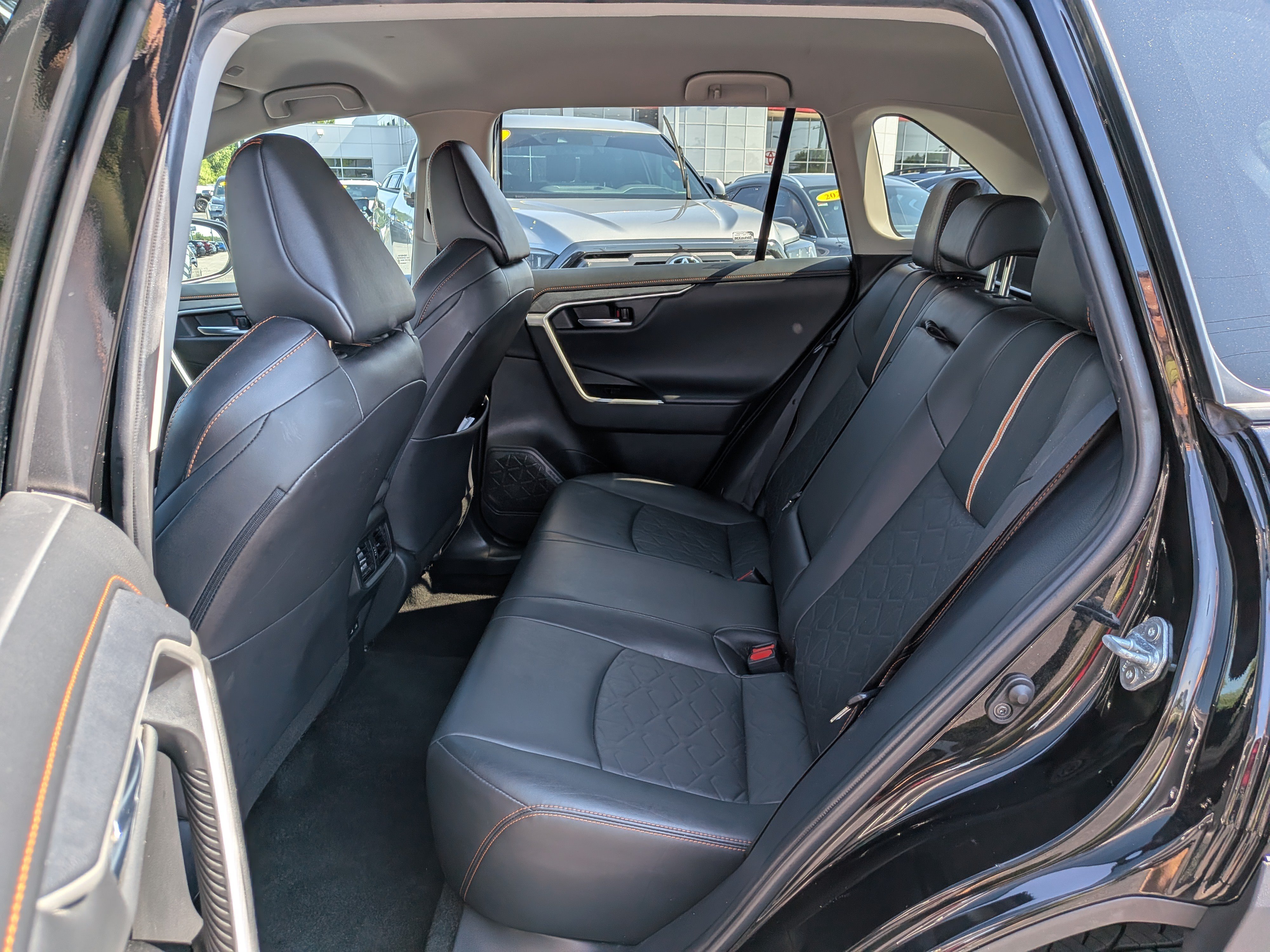Used 2024 Toyota RAV4 Adventure AWD/4WD image 17