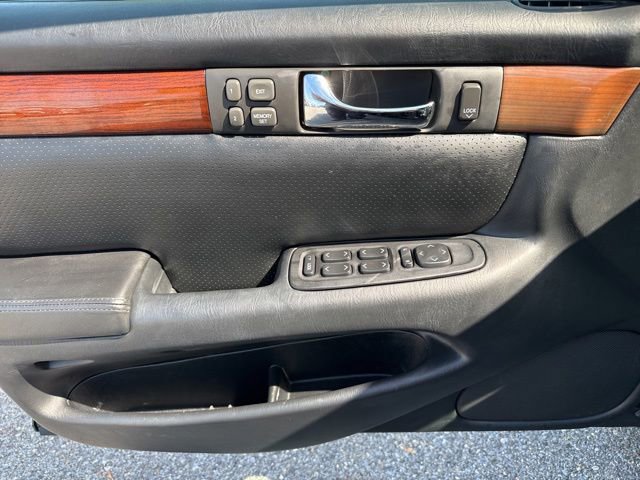 Used 2000 Cadillac Seville STS w/ Convenience Pkg FWD image 11