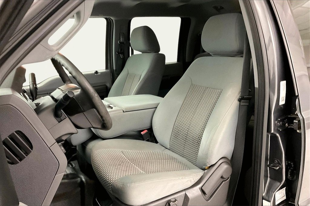 Used 2015 Ford F250 XL w/ Power Equipment Group image 16