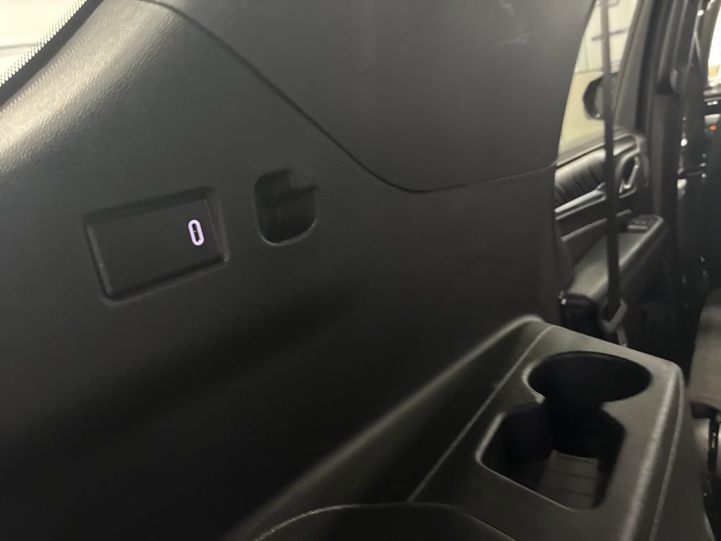 Used 2022 GMC Yukon Denali AWD/4WD image 59