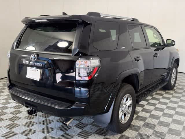Used 2024 Toyota 4Runner SR5 Premium w/ Moonroof Package AWD/4WD image 8