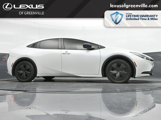 Used 2023 Toyota Prius LE FWD image 11