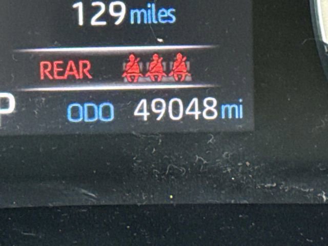 Used 2021 Toyota RAV4 LE image 28