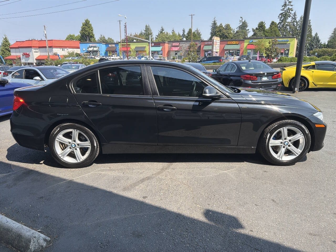 Used 2013 BMW 328i xDrive Sedan AWD/4WD image 8