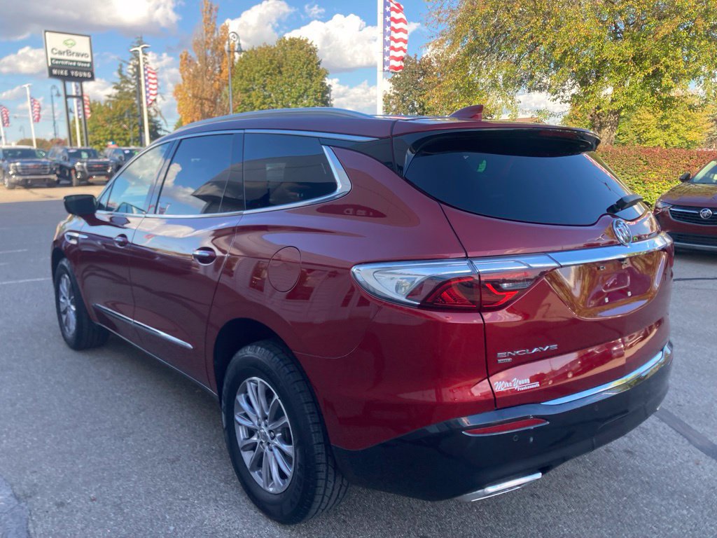Certified 2023 Buick Enclave Essence w/ LPO, Floor Liner Package AWD/4WD image 7