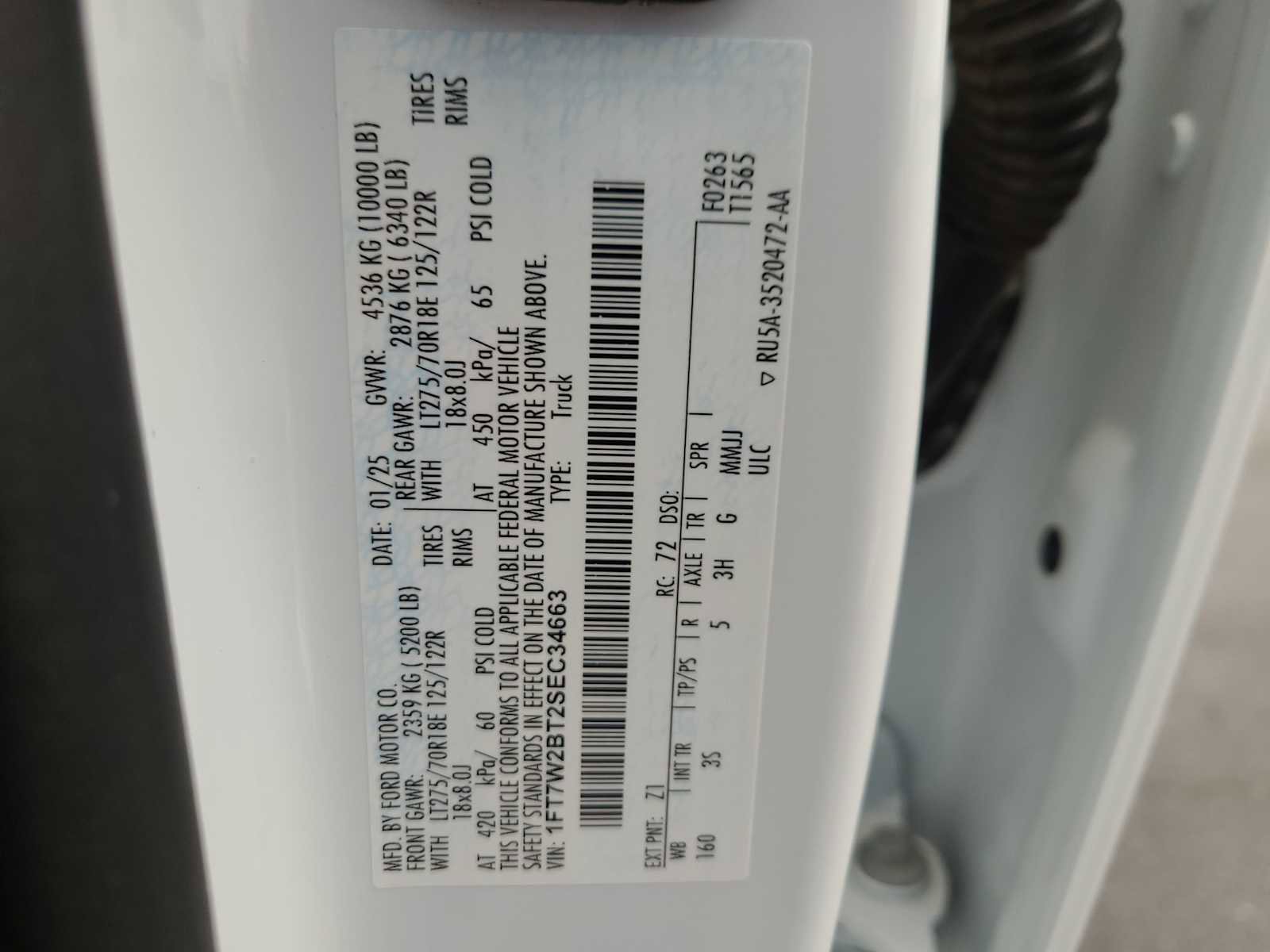 Used 2025 Ford F250 XLT w/ FX4 Off-Road Package image 29