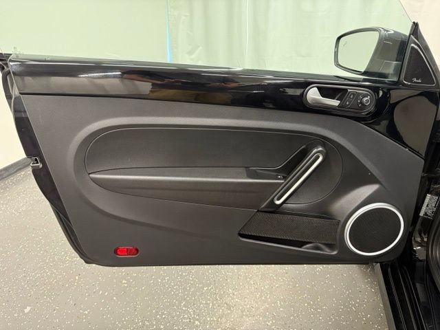 Used 2019 Volkswagen Beetle 2.0T SE w/ SE Premium Package FWD image 10