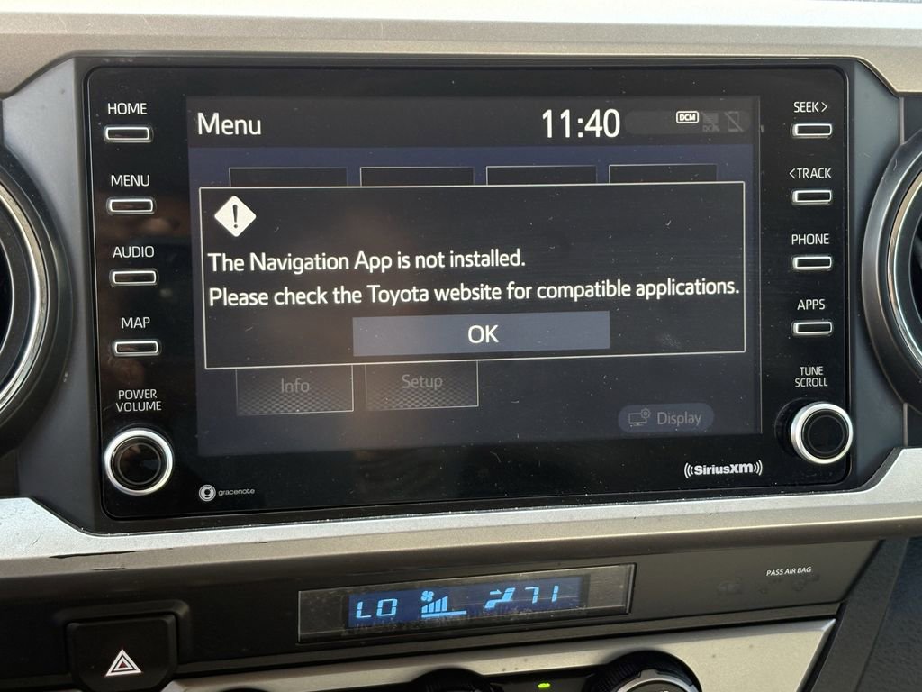 Used 2022 Toyota Tacoma SR5 w/ Technology Package image 18