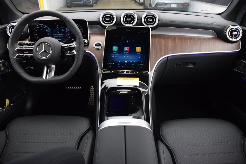 New 2026 Mercedes-Benz GLC 300 image 18