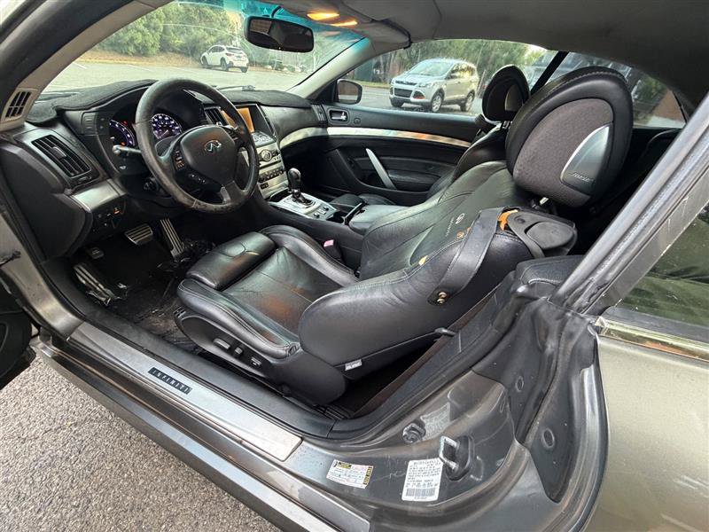 Used 2010 INFINITI G37 Convertible w/ Premium Pkg RWD image 31