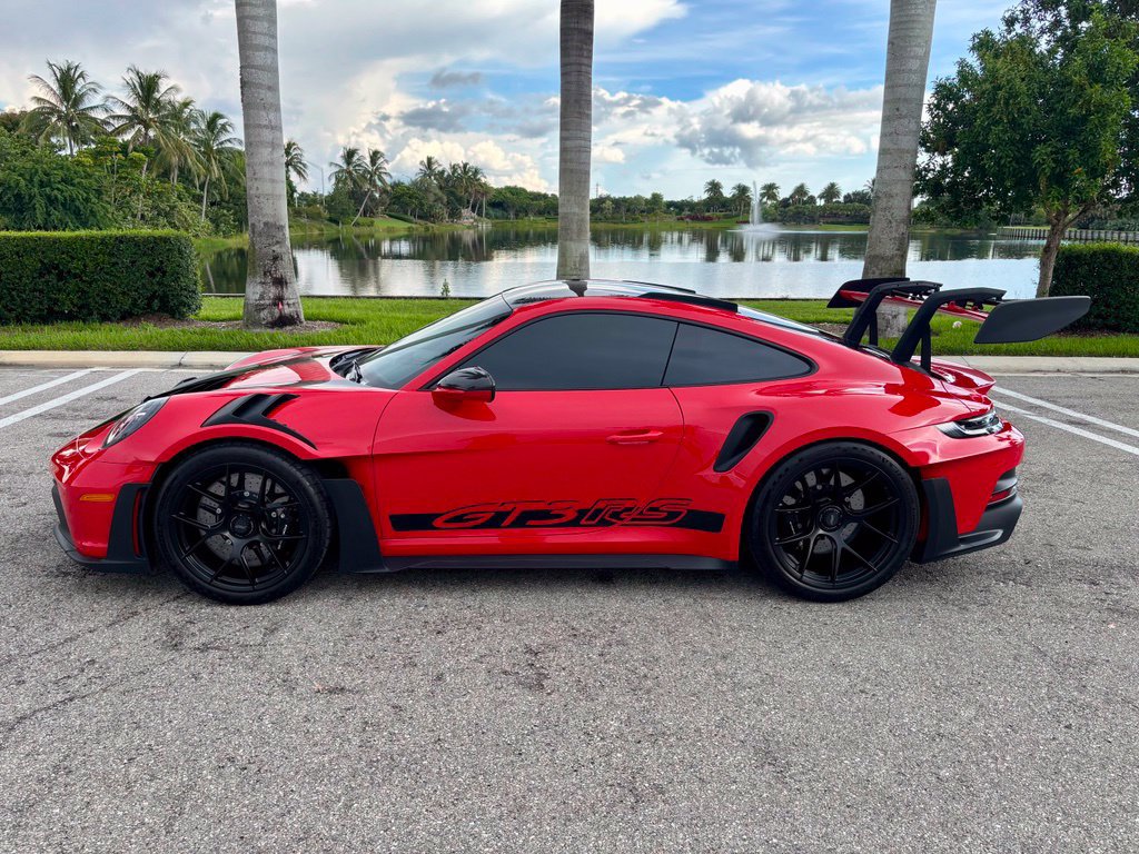 Used 2024 Porsche 911 GT3 RS RWD image 10