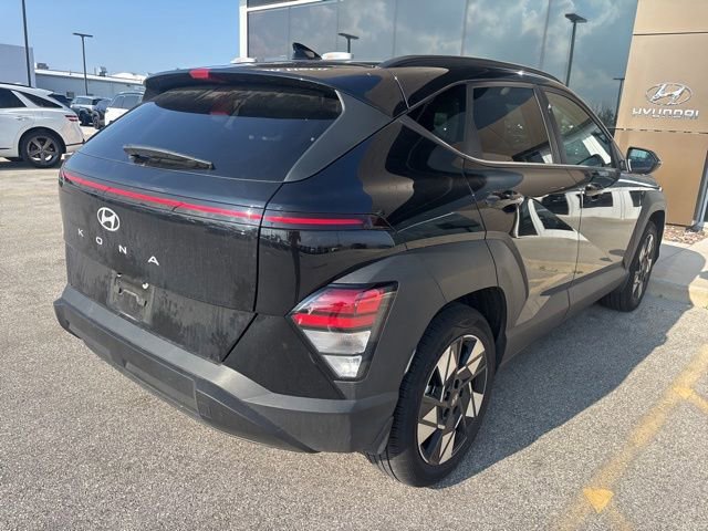 Used 2025 Hyundai Kona SEL FWD image 7