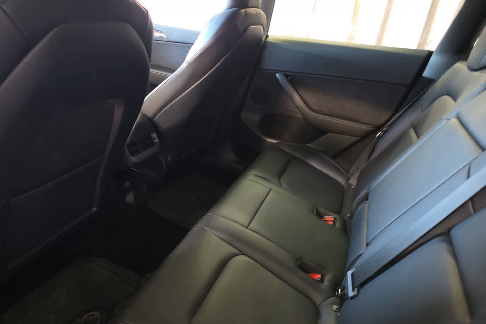 Used 2023 Tesla Model Y Performance AWD/4WD image 5