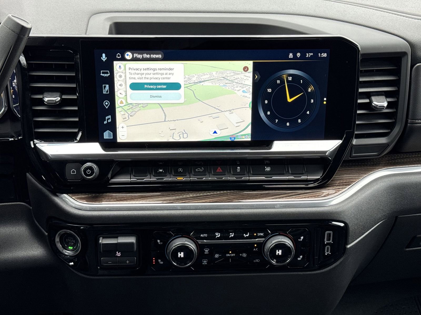 Used 2025 Chevrolet Silverado 1500 LT image 29
