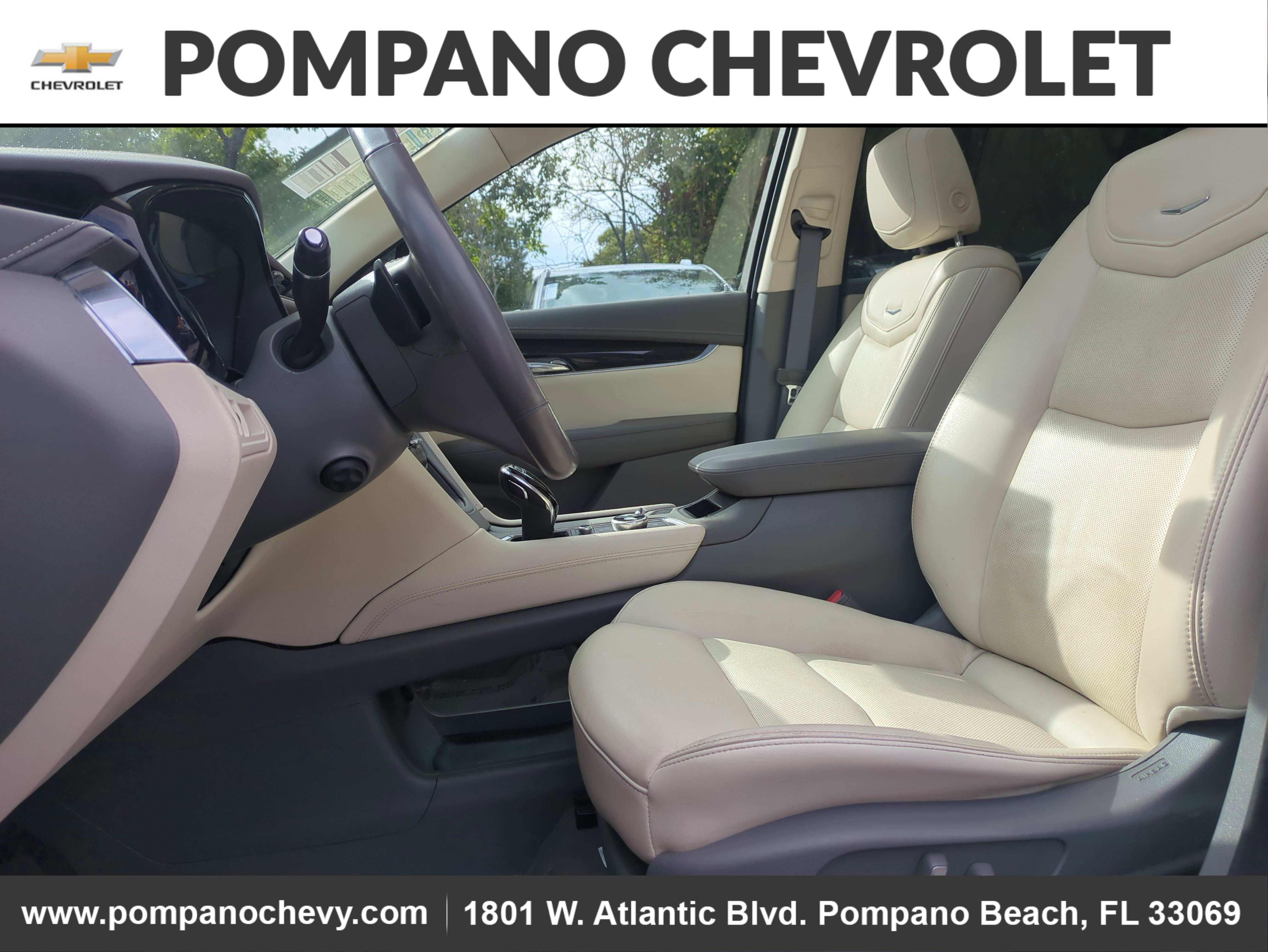 Used 2021 Cadillac XT6 Premium Luxury image 23