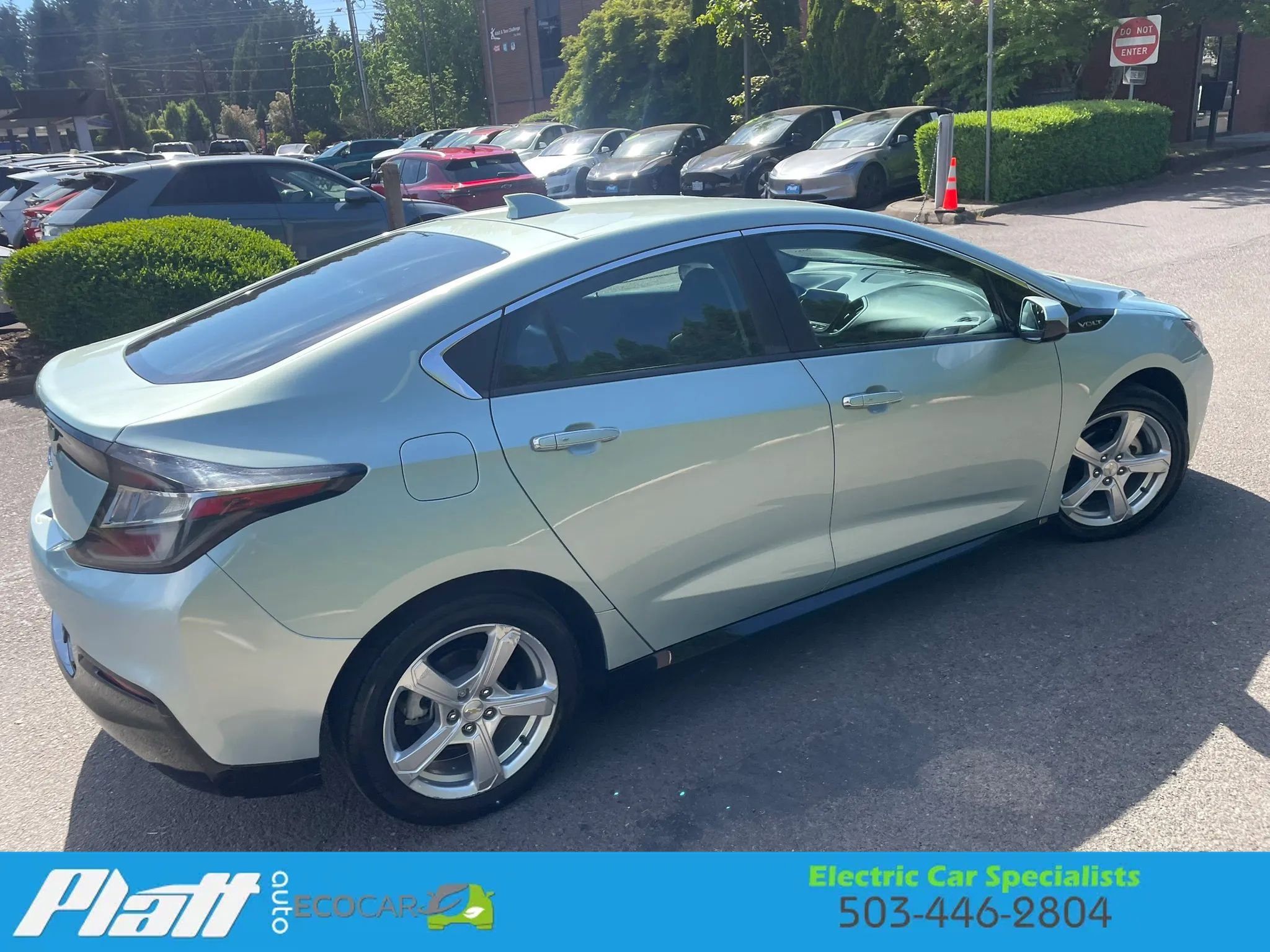 Used 2018 Chevrolet Volt LT w/ Comfort Package FWD image 11