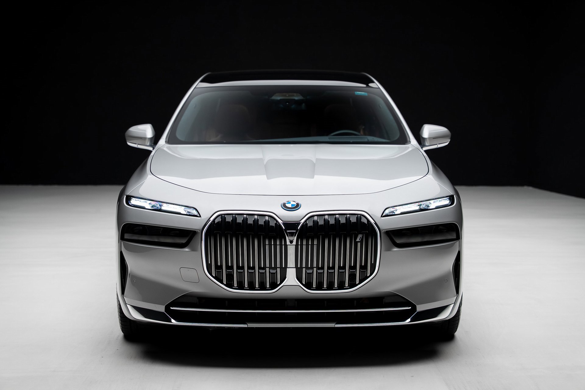 Used 2023 BMW i7 xDrive60 image 6