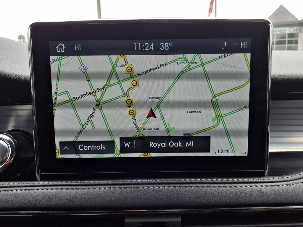 Used 2022 Lincoln Corsair AWD w/ Equipment Group 101A image 9