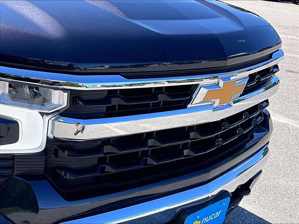 Used 2023 Chevrolet Silverado 1500 LT AWD/4WD image 33