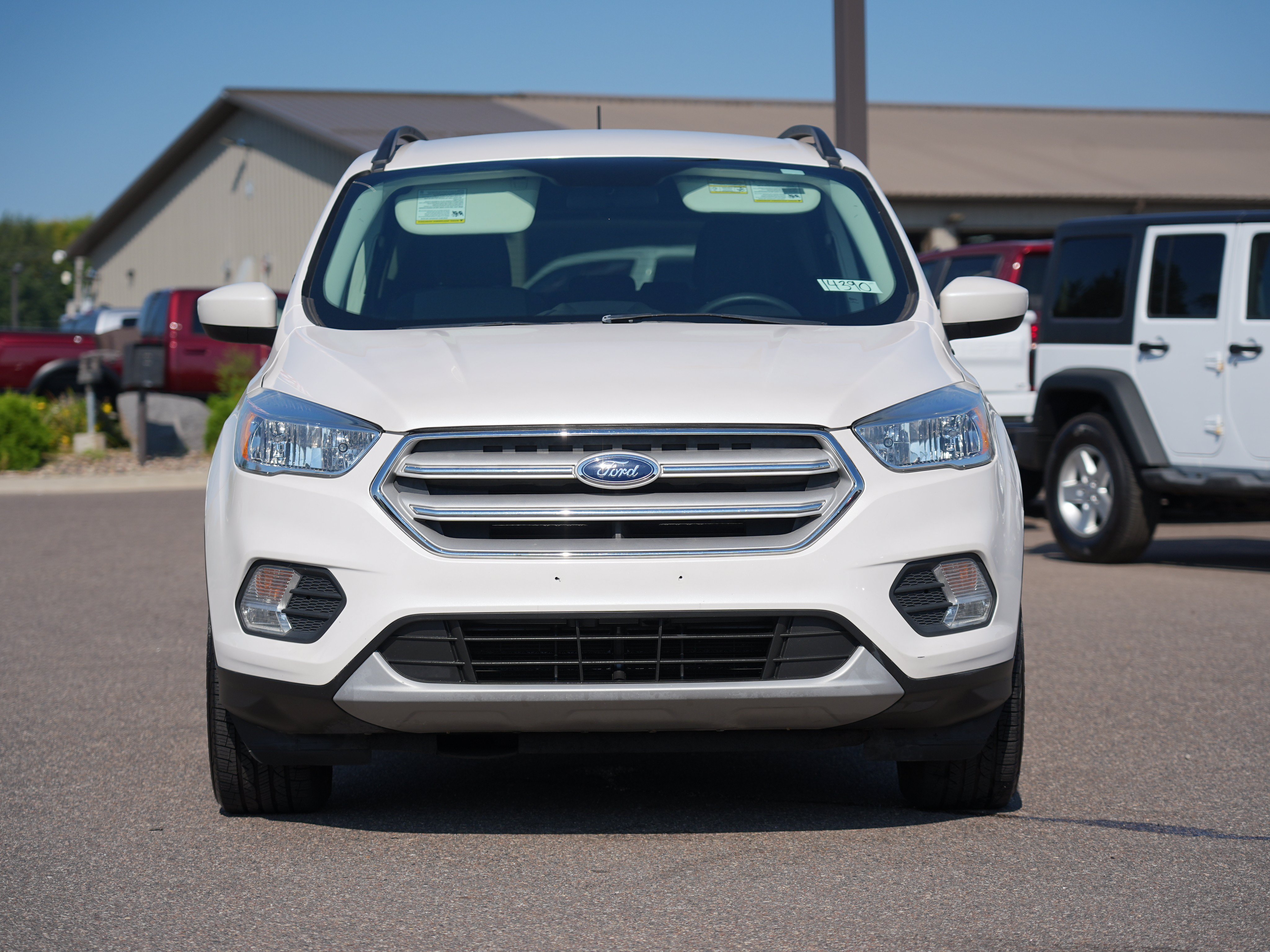 Used 2018 Ford Escape SE w/ SE Sync 3 Package AWD/4WD image 8
